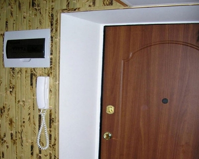 Как отделать откосы входных дверей – все возможные материалы и инструкции по монтажу