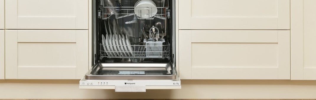 Як увімкнути посудомийну машину Hotpoint-Ariston